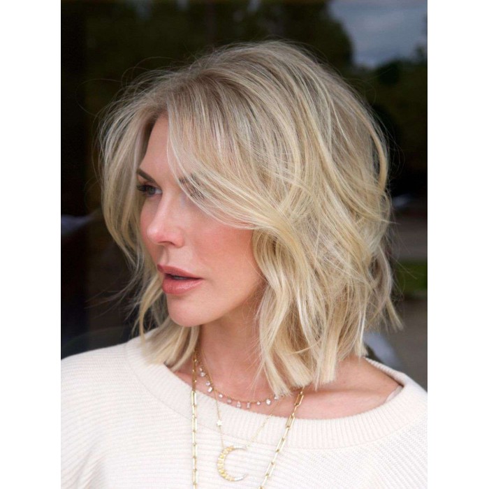 Loosely Wavy Blonde Bob Style Human Hair Wigs